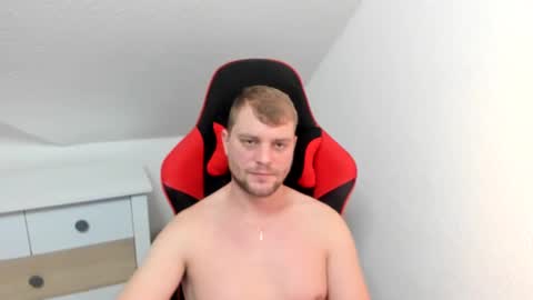 Snapshot of kozik1992 chatting on 12.27.24 Bartek online show from 12.27.24