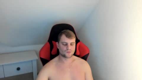 Snapshot of kozik1992 chatting on 01.01.25 Bartek online show from 01.01.25