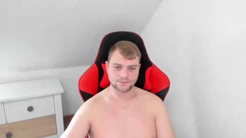 Snapshot of kozik1992 chatting on 01.05.25 Bartek online show from 01.05.25