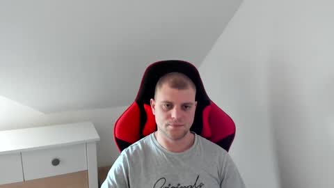 Snapshot of kozik1992 chatting on 03.06.25 Bartek online show from 03.06.25