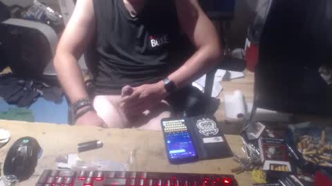 Snapshot of krimson999 chatting on 09.09.25 krimson999 online show from 09.09.25