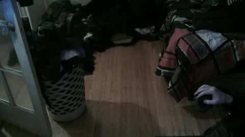 Snapshot of kris_tingle chatting on 02.18.26 Kris Tingle online show from 02.18.26