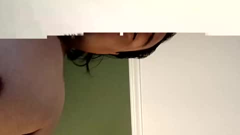 Snapshot of kriscalles260328 chatting on 11.21.25 kriscalles260328 online show from 11.21.25