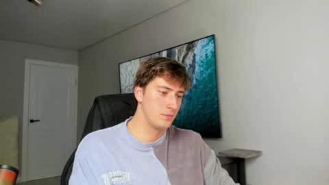 Snapshot of krishort chatting on 05.08.26 krishort online show from 05.08.26