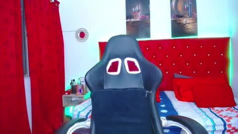 kriss_sweetboobs online show from 01.23.25