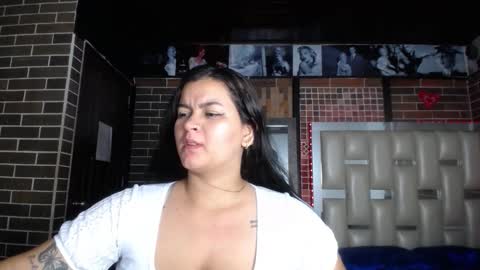 kriss_sweetboobs online show from 03.04.25