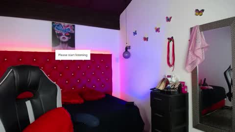 kriss_sweetboobs online show from 11.22.25