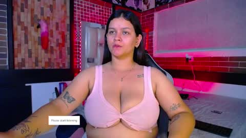 kriss_sweetboobs online show from 05.02.26