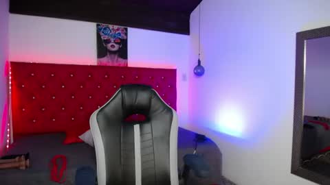 kriss_sweetboobs online show from 08.04.26