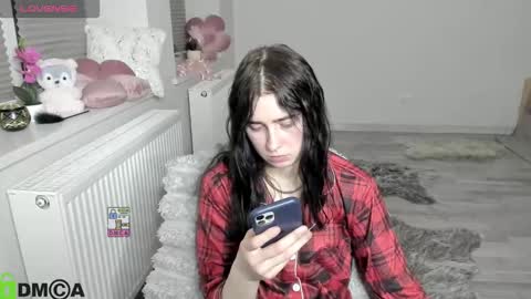 Snapshot of krisslimada chatting on 03.25.26 KrissLimada online show from 03.25.26