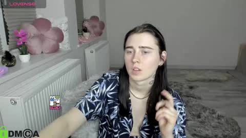 Snapshot of krisslimada chatting on 03.30.26 KrissLimada online show from 03.30.26