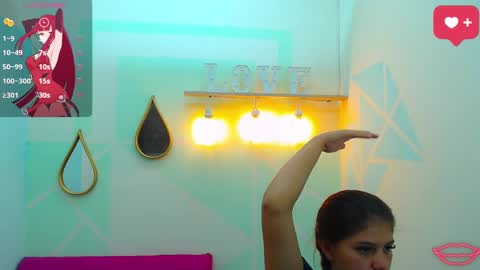 krissone online show from 02.28.25