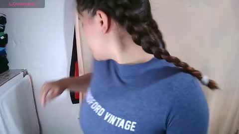 krissone online show from 02.12.26