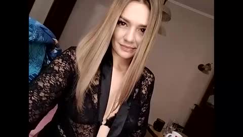 KrissSexi online show from 01.28.25