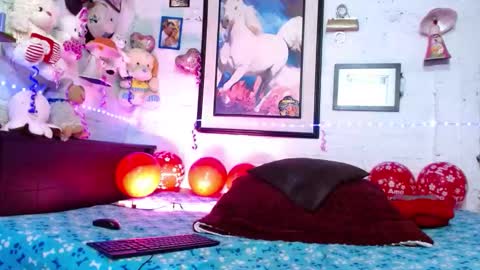 Snapshot of krisstal703358 chatting on 12.20.25 krisstal703358 online show from 12.20.25