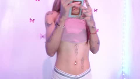 Snapshot of krisstal703358 chatting on 03.28.26 krisstal703358 online show from 03.28.26