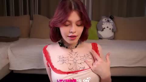 Snapshot of krissyhei chatting on 07.01.26 Sarah online show from 07.01.26