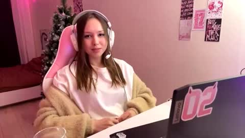 Snapshot of kristalmohead chatting on 01.18.26 Nelly online show from 01.18.26