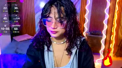 kristen_tay online show from 07.30.26