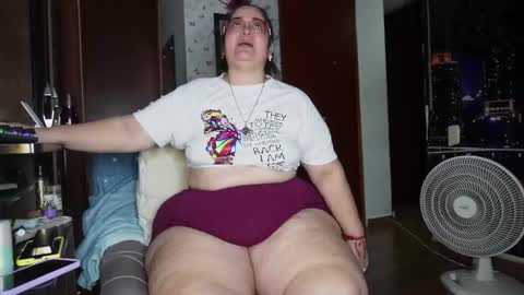 Snapshot of kristenhill1 chatting on 11.07.25 Kristen online show from 11.07.25