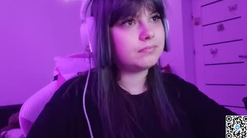 Snapshot of kristibloom chatting on 01.13.26 Christie online show from 01.13.26