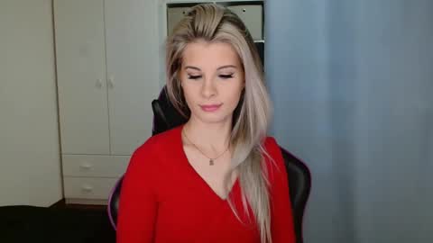 Snapshot of kristineamore chatting on 03.01.26 KristineAmore online show from 03.01.26