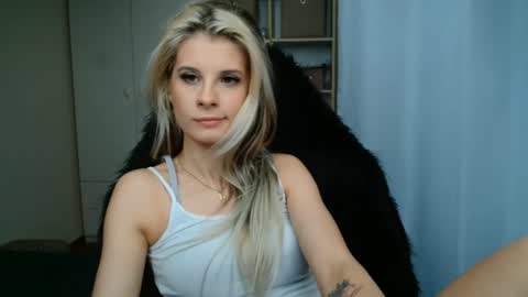 KristineAmore online show from 06.30.26
