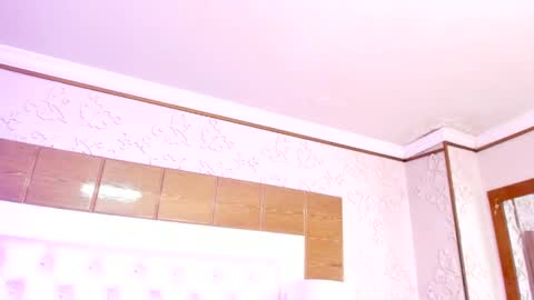 Snapshot of kristinels chatting on 01.14.25 kristin online show from 01.14.25