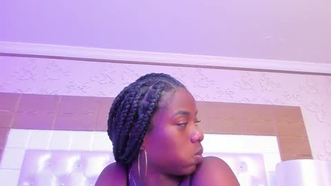 Snapshot of kristinels chatting on 02.06.25 kristin online show from 02.06.25