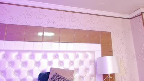 Snapshot of kristinels chatting on 03.03.25 kristin online show from 03.03.25