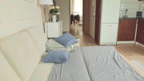 Kristi online show from 10.29.25