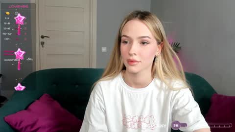 Snapshot of kristy_babe chatting on 12.09.24 Kristy and Alice online show from 12.09.24