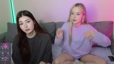 Snapshot of kristy_babe chatting on 01.17.25 Kristy and Alice online show from 01.17.25