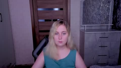 Snapshot of kristy_fran chatting on 06.29.26 Kristy online show from 06.29.26