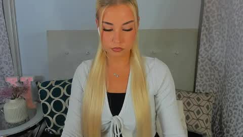 KristyFlowers online show from 06.06.26