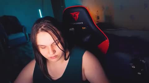 Snapshot of kristyxfoxy chatting on 02.14.26 KristyXFoxy online show from 02.14.26