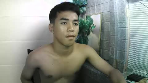 kritthanarkorn online show from 11.14.25