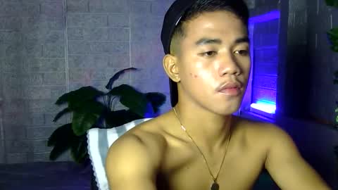 kritthanarkorn online show from 12.20.25