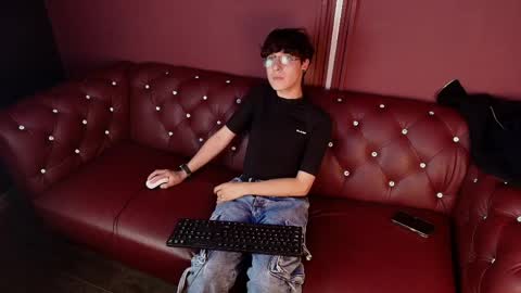 Snapshot of krown_nox chatting on 06.03.26 krown_nox online show from 06.03.26