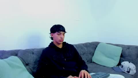 Snapshot of kroywave chatting on 05.28.26 Kroy Wave Muscle Tattoos Latino online show from 05.28.26