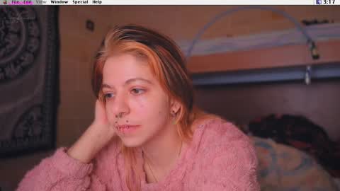 Snapshot of kryptosworld chatting on 01.23.25 Krypto online show from 01.23.25