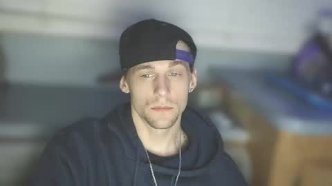 Snapshot of krytiar1992 chatting on 10.20.25 krytiar1992 online show from 10.20.25