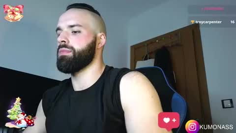 Snapshot of kumonass chatting on 01.02.25 kumonass online show from 01.02.25