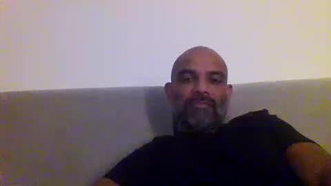 Snapshot of kung_furious chatting on 10.12.25 Ohm. online show from 10.12.25