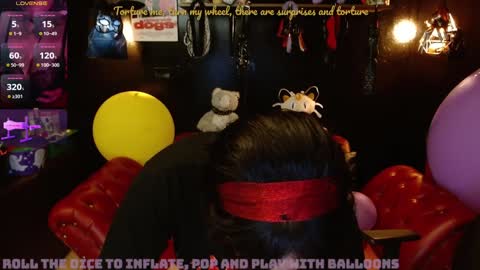 Snapshot of kureiji_fetish chatting on 12.29.24 Fetiche Woman online show from 12.29.24