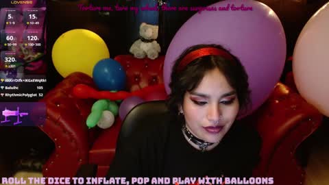 Snapshot of kureiji_fetish chatting on 12.29.24 Fetiche Woman online show from 12.29.24