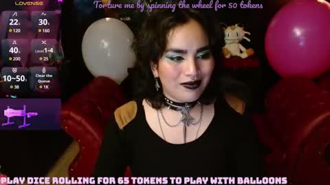 Snapshot of kureiji_fetish chatting on 02.25.25 Fetiche Woman online show from 02.25.25