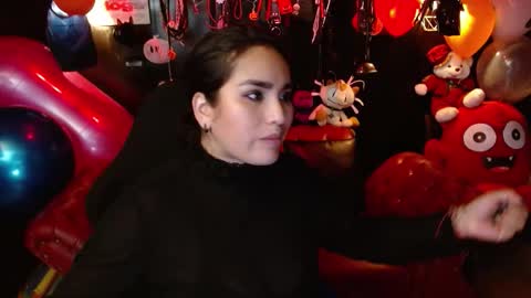Snapshot of kureiji_fetish chatting on 10.14.25 Fetiche Woman online show from 10.14.25