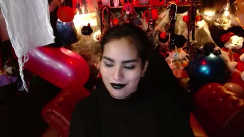 Snapshot of kureiji_fetish chatting on 10.20.25 Fetiche Woman online show from 10.20.25