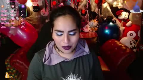 Snapshot of kureiji_fetish chatting on 10.22.25 Fetiche Woman online show from 10.22.25